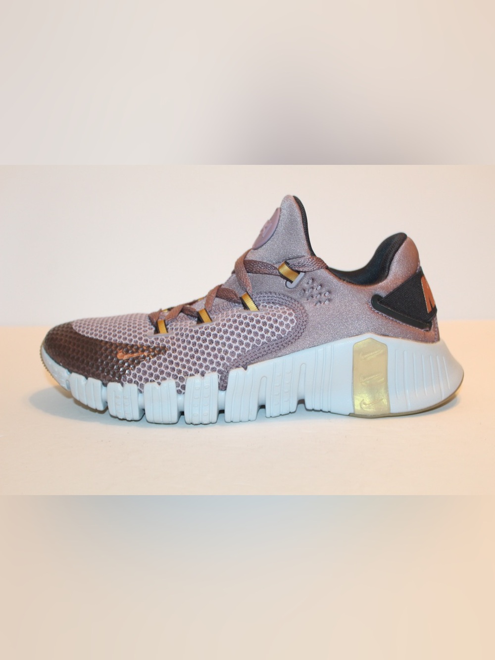 Nike Free Metcon 4 Women’s Shoes Size 9 - Picture 8 of 11